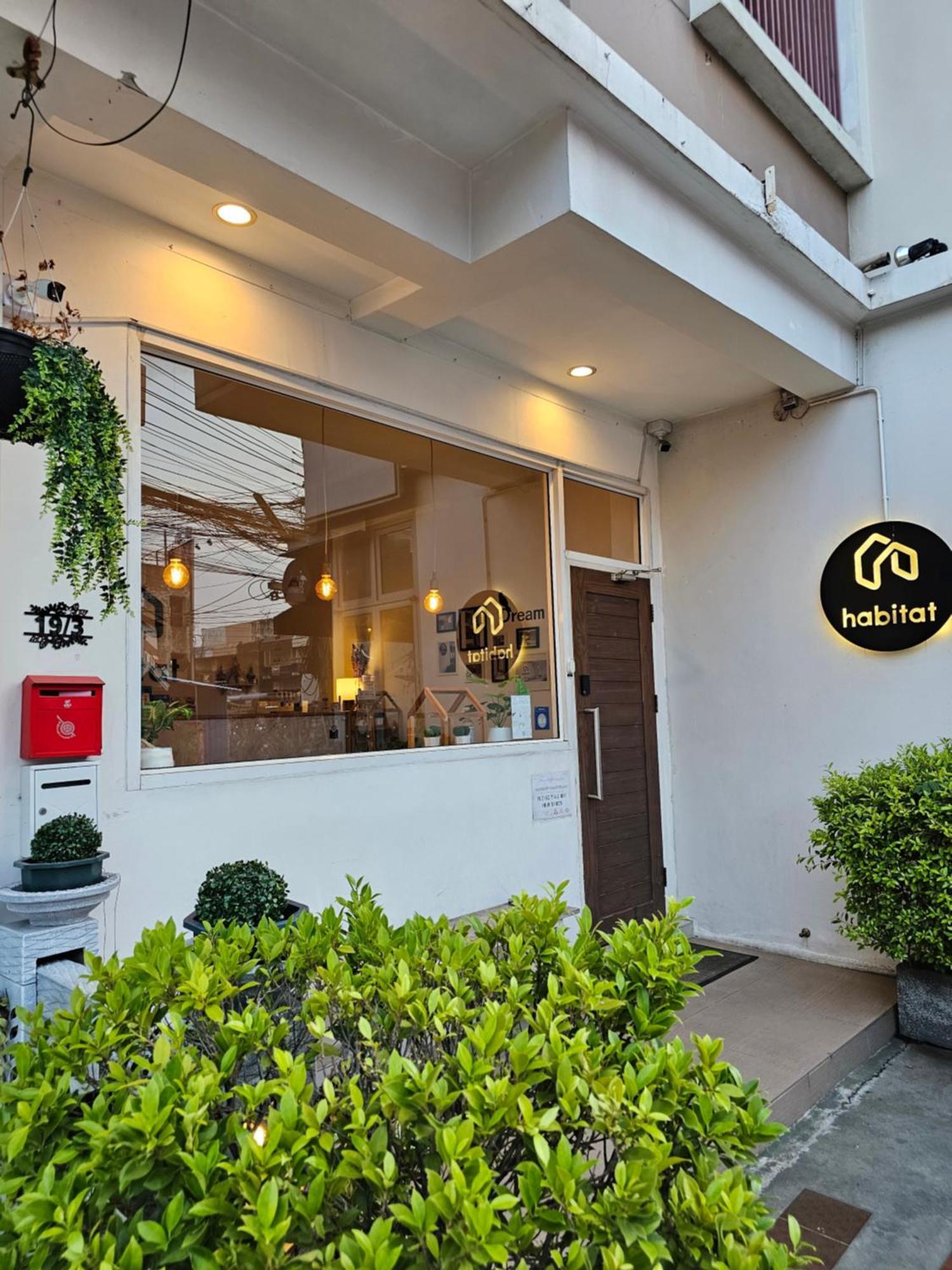 Habitat Hotel Chiang Mai Bagian luar foto